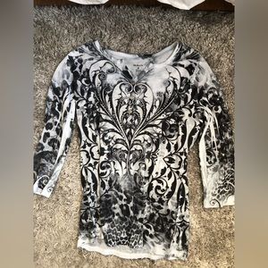 Long sleeve grunge top